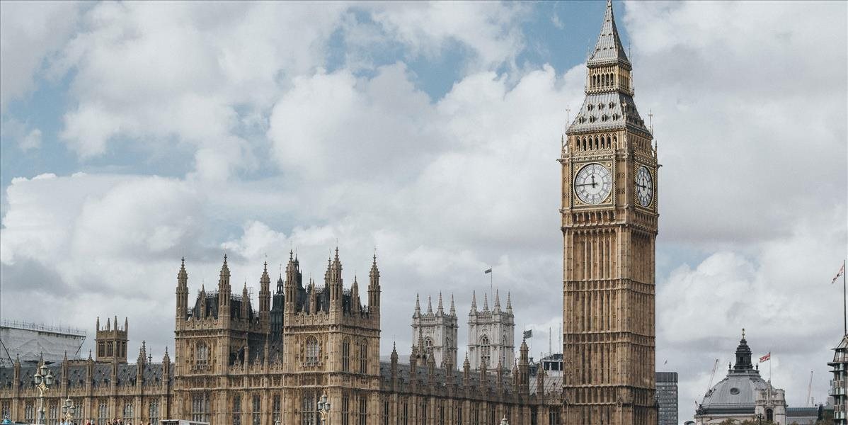 Britská ministerka Liz Trussová : „Rusi nášho občana umučili na smrť!"