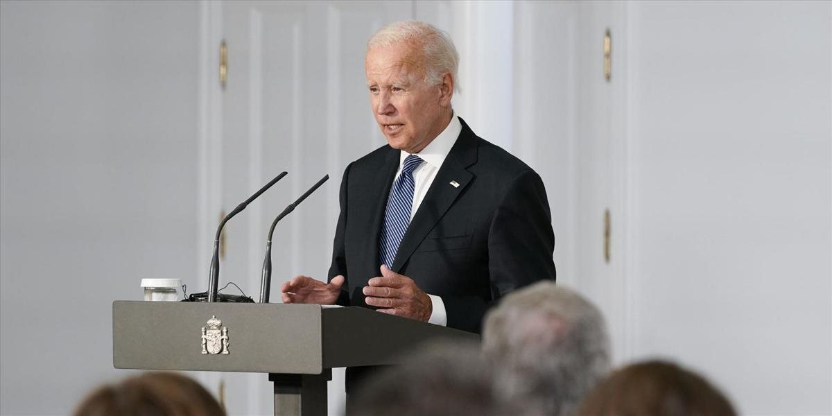 Americký prezident Joe Biden kritizuje svojho predchodcu Donalda Trumpa