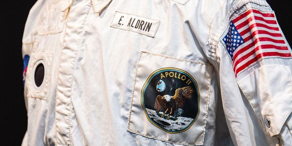 Bundu známeho astronauta Aldrina vydražili za rekordnú sumu