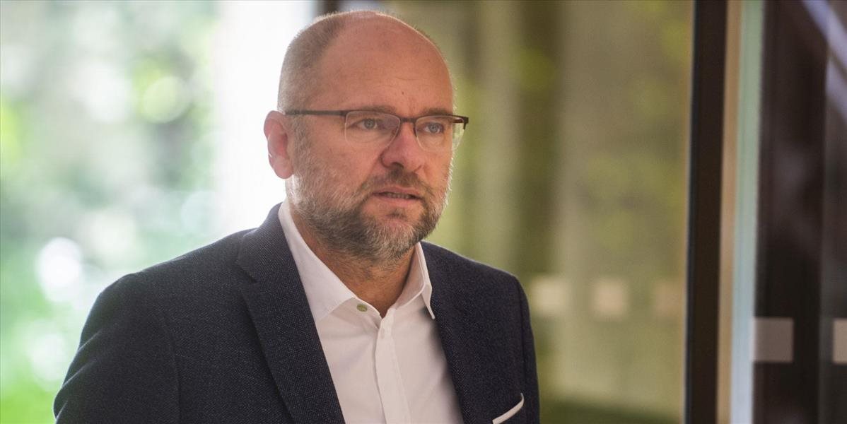 Ropa už nie je problém! Tiecť by mala v najbližších hodinách. Sulík uviedol dátum podania demisie ministrov SaS