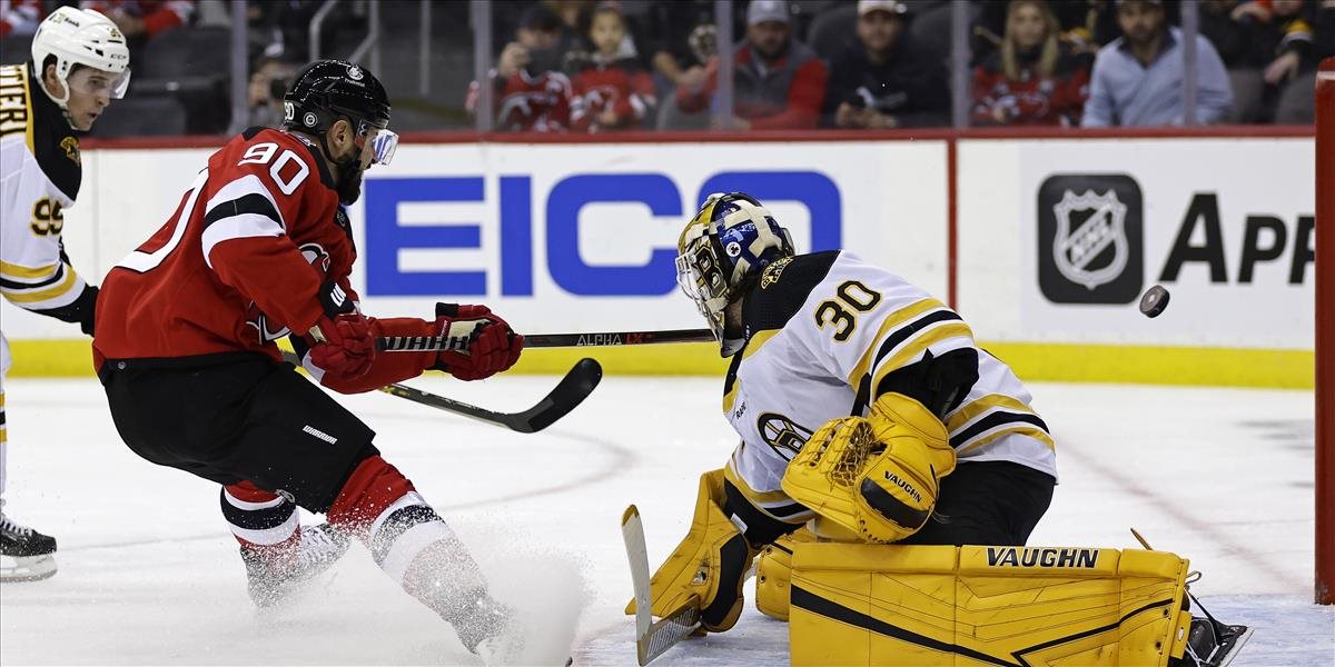 NHL: Tatarov gól rozhodol o víťazstve New Jersey, Slafkovský s asistenciou