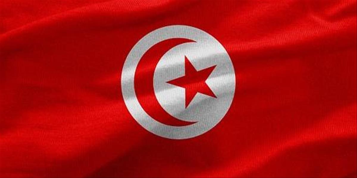 Demonštranti v Tunisku odsúdili prezidentov "prevrat" a žiadali jeho odvolanie