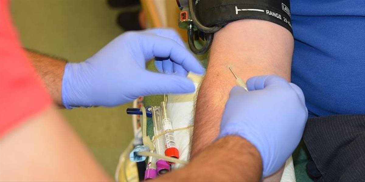 Pacienti po prvýkrát dostali transfúziu umelej krvi z laboratória