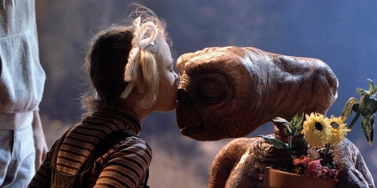 Model E.T. mimozemšťana vydražili za 2,6 milióna dolárov