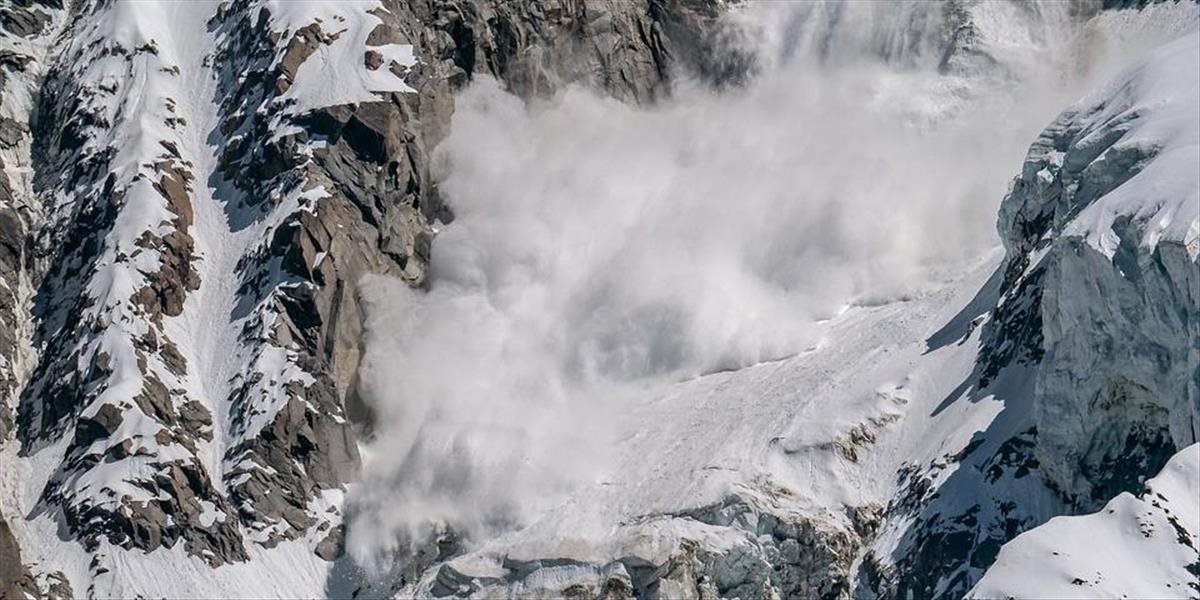 Pád lavíny v Tichej doline 34-ročný Poliak prežil