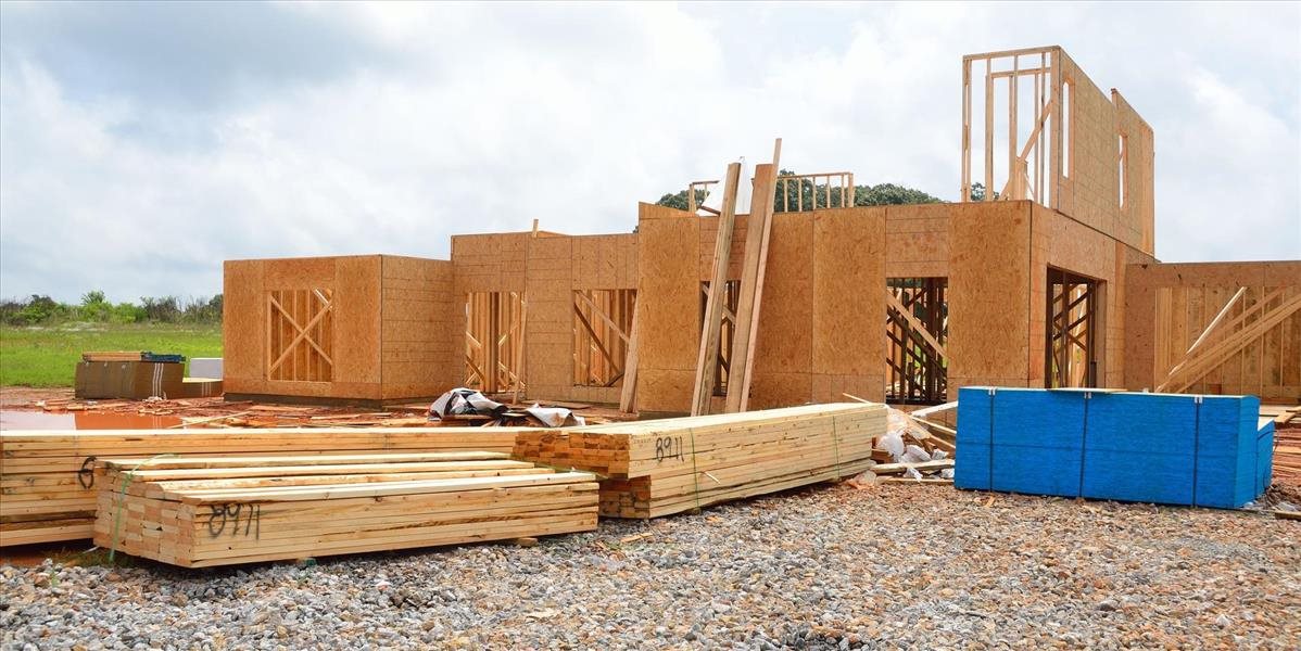 Rómske rodiny v Zborove , okres Bardejov si svojpomocne postavia rodinné domy