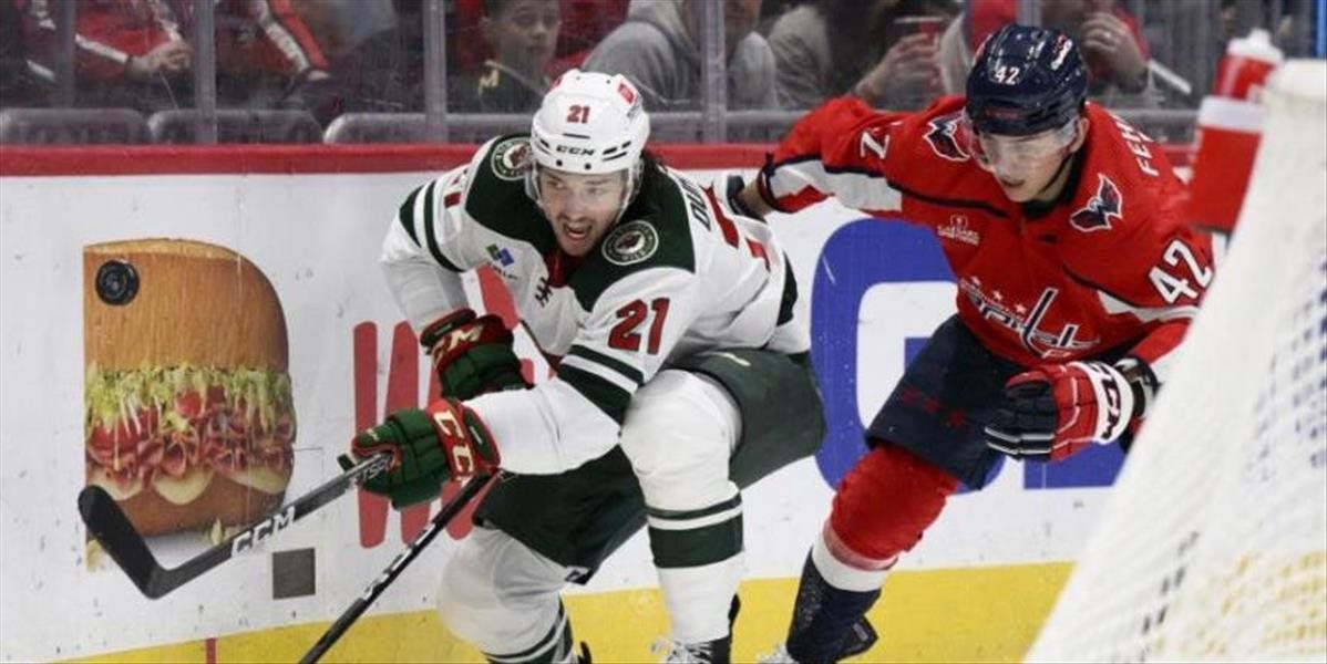 NHL: Dvojbodový Fehérváry treťou hviezdou, Washington však doma prehral