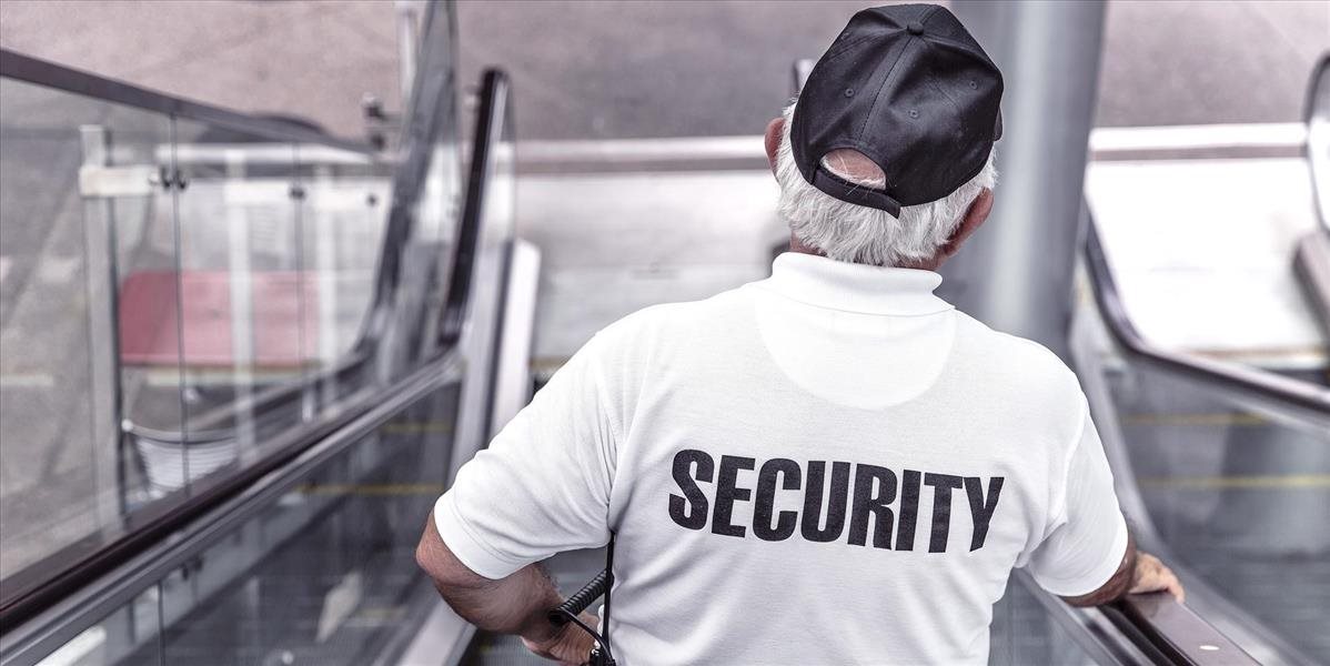 Podozrivý zo streľby v Kalifornii s 10 zabitými je mŕtvy