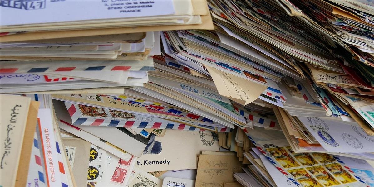 Pre štrajk zamestnancov  pôšt v Nemecku meškajú 3 milióny listov a milión balíkov