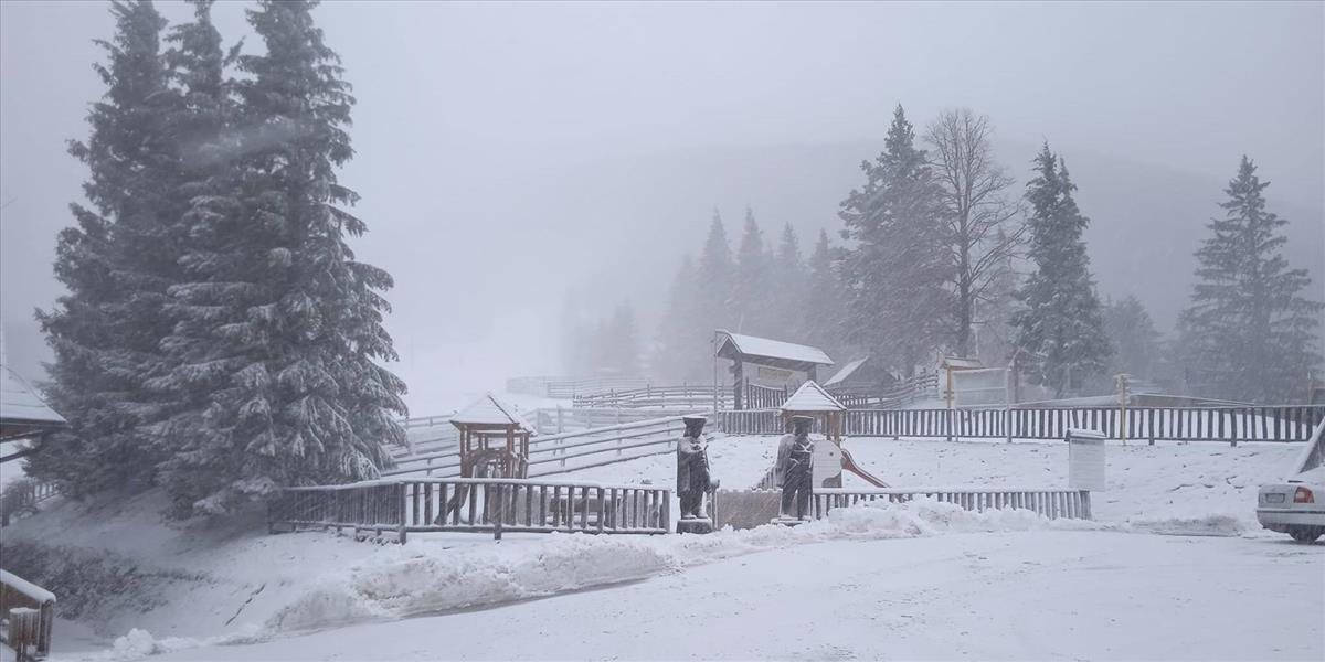 Lyžiarske stredisko pri Kľačne spustilo menšie vleky len vďaka prírodnému snehu