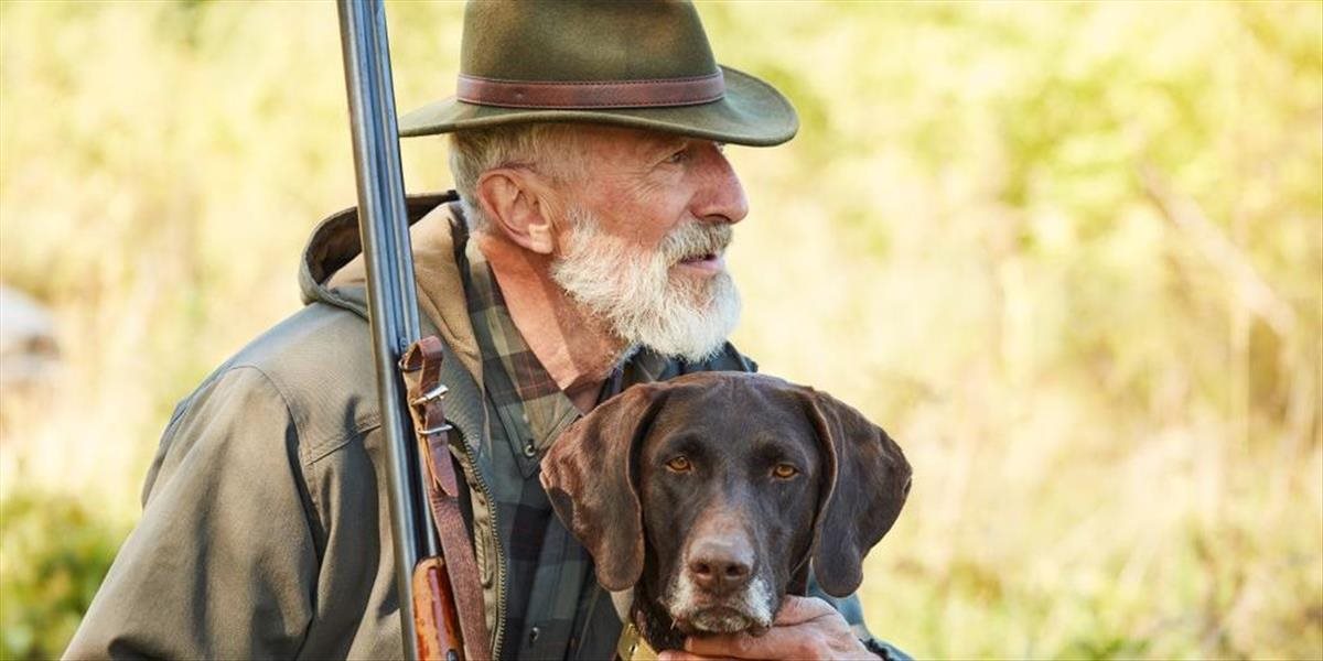 Poľovnícke oblečenie musí byť praktické a funkčné