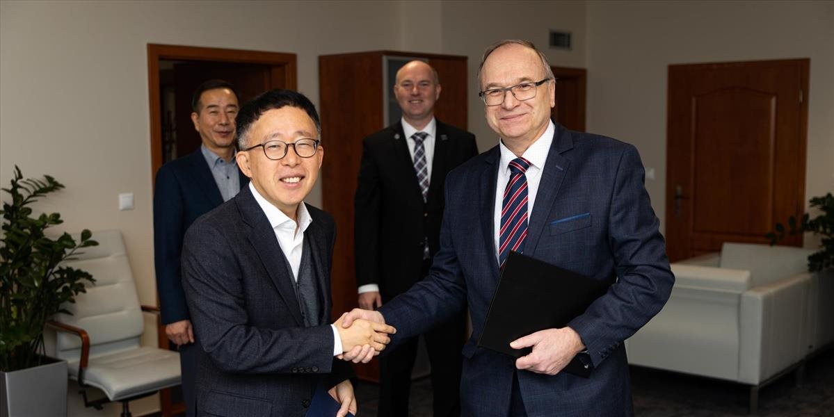 Kia Slovakia a Žilinská univerzita sa dohodli na spolupráci pri vzdelávaní a výskume