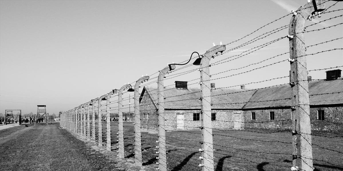 V bývalom tábore Auschwitz-Birkenau si pripomenuli obete holokaustu