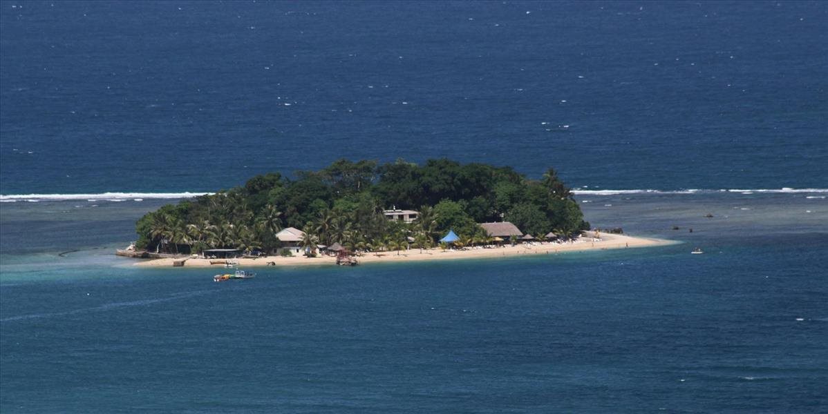 Ostrov Vanuatu je v pohotovosti pre erupciu podmorskej sopky