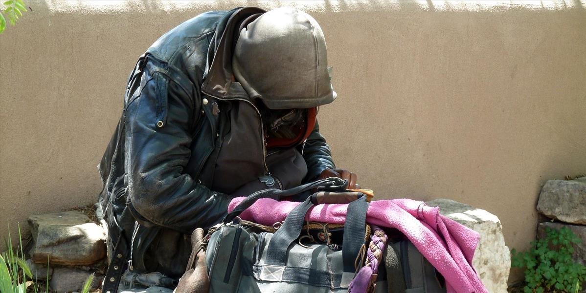 Voči ľuďom bez domova netreba byť podľa polície v zime ľahostajný