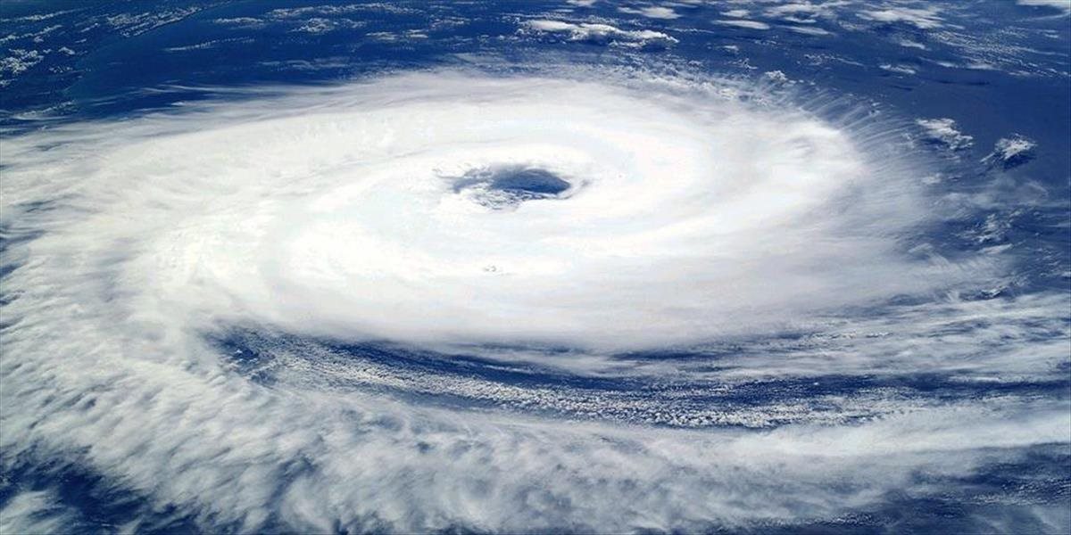 Tropická búrka na Novom Zélande si vyžiadala tri obete