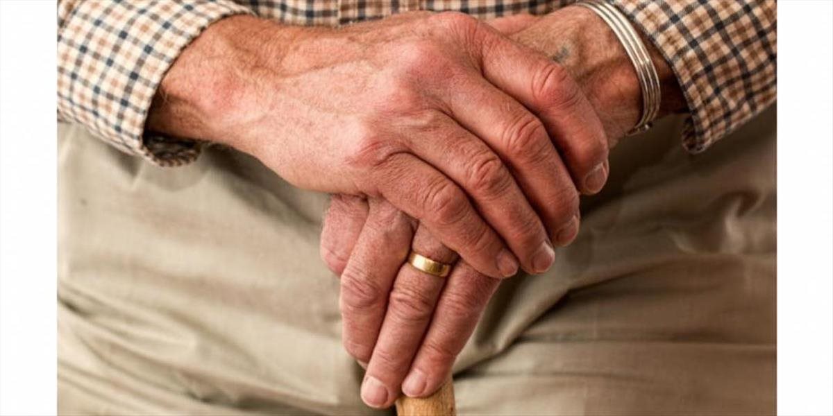 Policajti upozorňujú na množiace sa podozrivé telefonáty seniorom