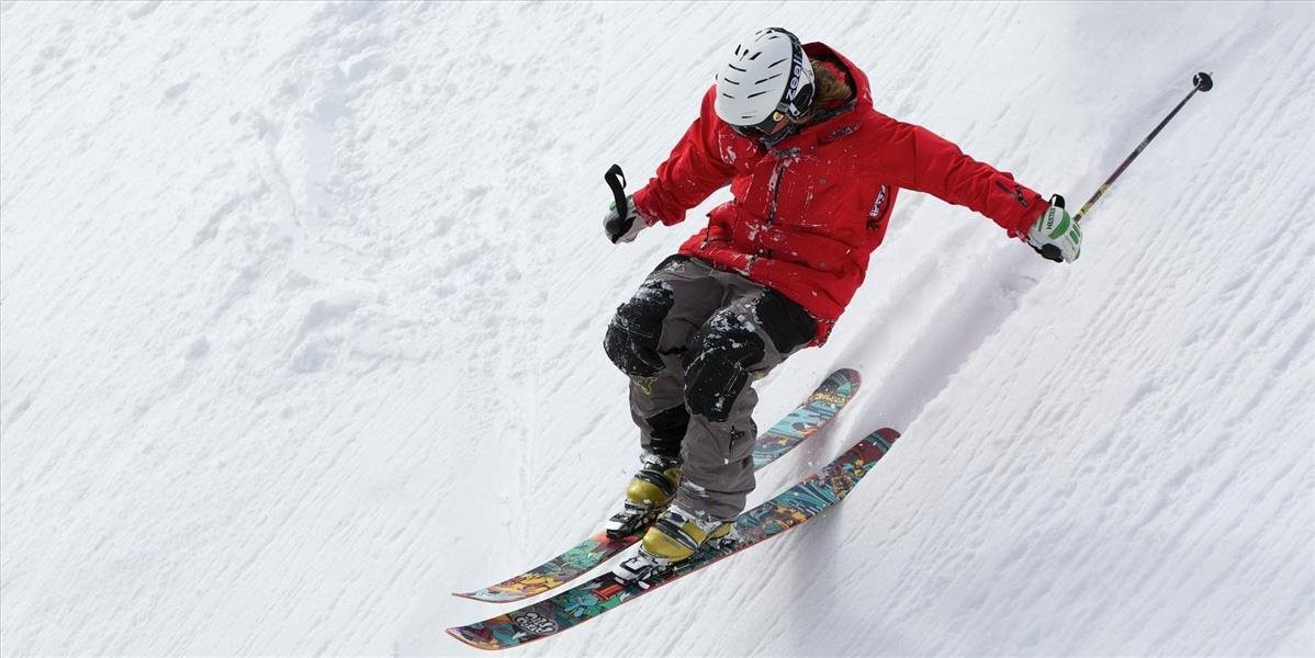 Lyžiarska polícia by mala dohliadať na bezpečnosť v lyžiarskych  strediskách.