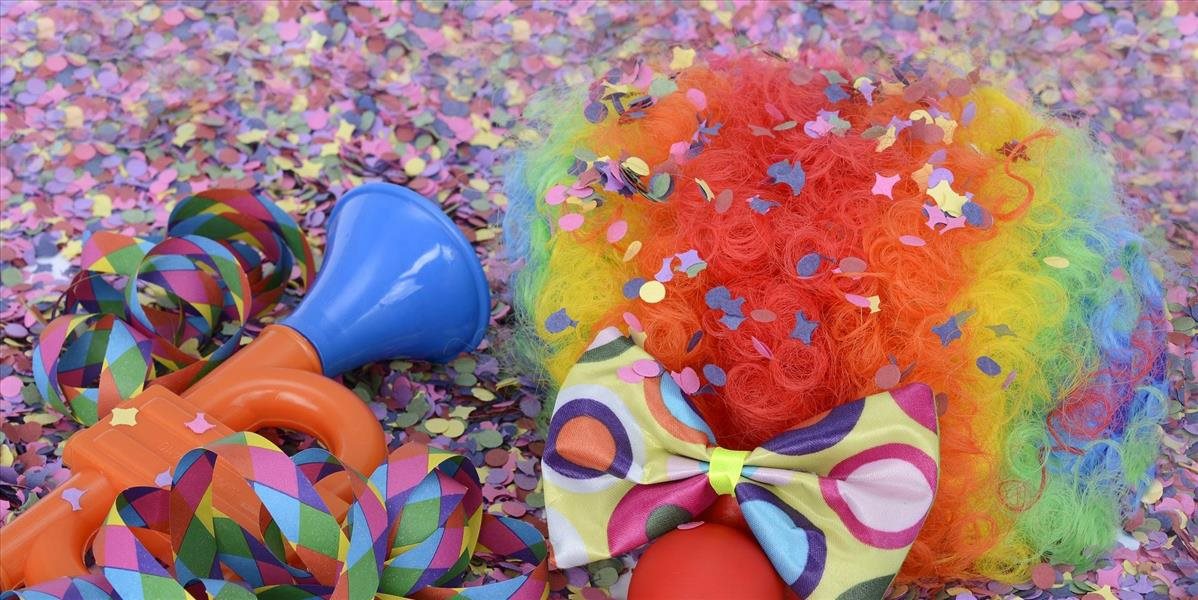 Pri nehode v karnevalovom sprievode v meste Reisenberg utrpelo zranenia 15 ľudí