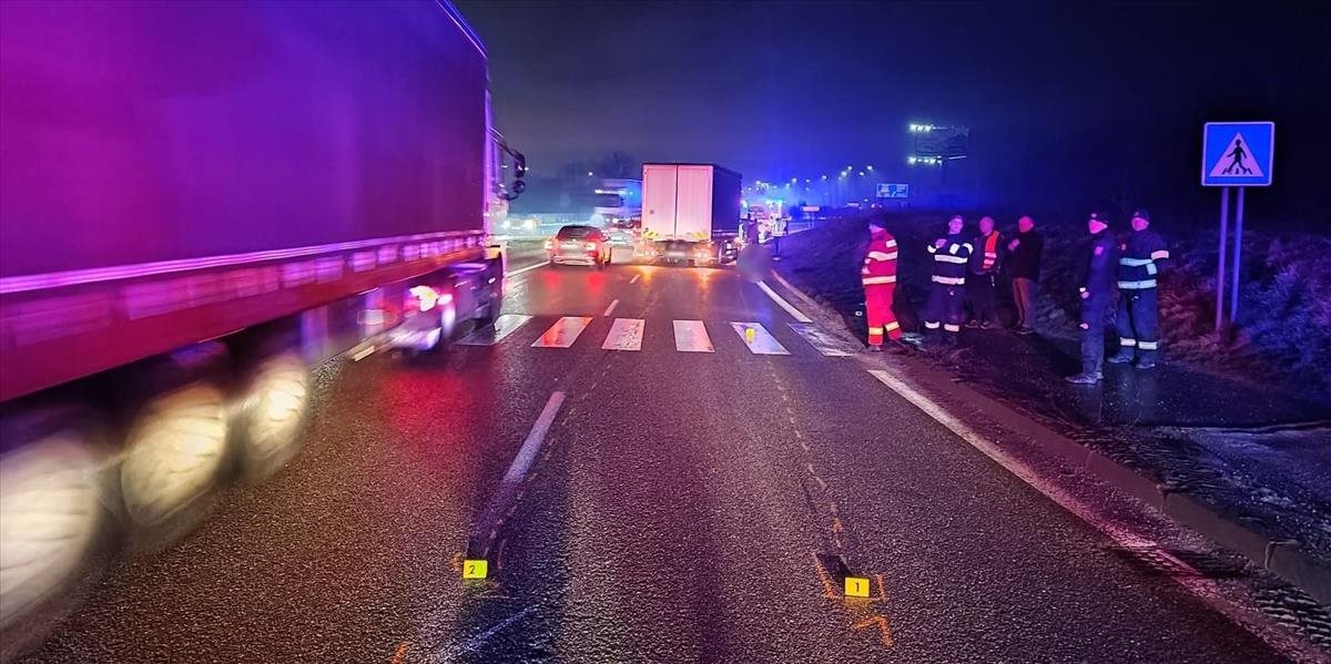 Po zrážke s nákladným autom v Žiline zahynul chodec