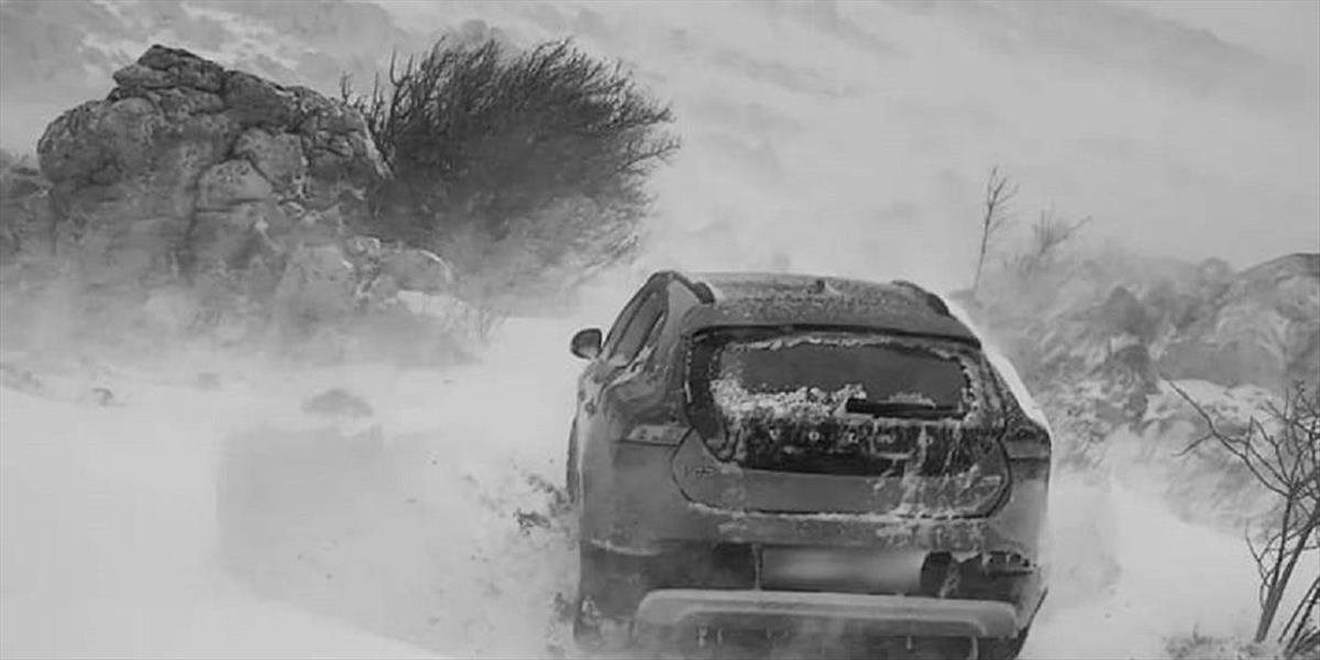 AKTUALITA - Chorvátsko bojuje so snehom. Doprava je komplikovaná i v  susednom Srbsku a Bosne