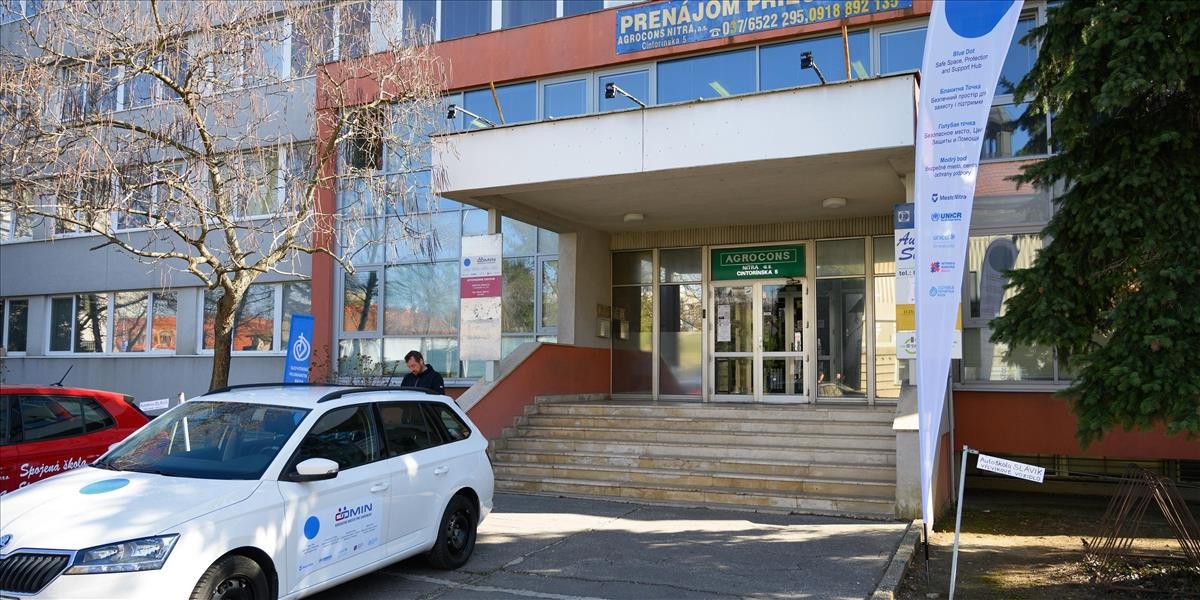 V Nitre vznikol v spolupráci s UNICEF a UNHCR centrum pre vojnových utečencov