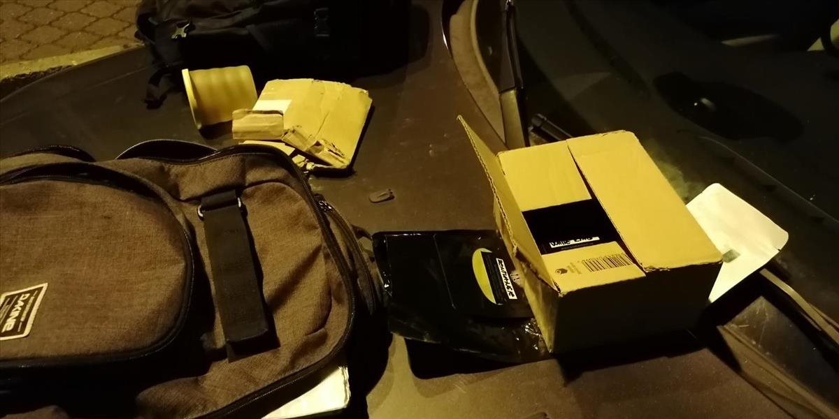 Pri kontrole auta na Kysuciach našli zakázanú drogu kratom