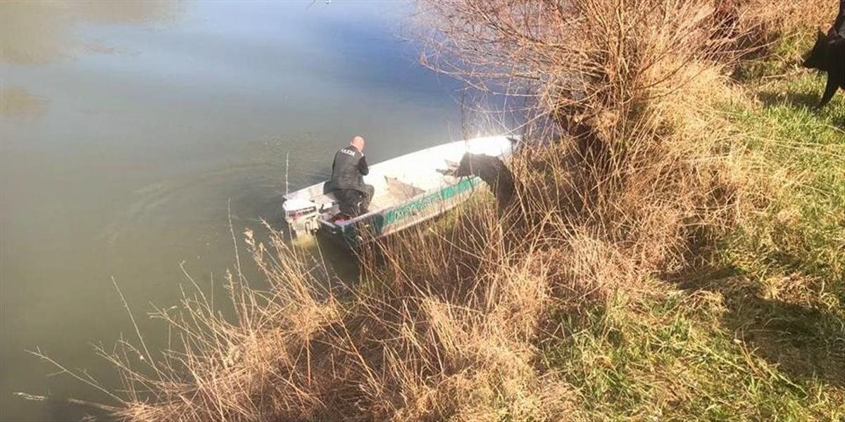 Polícia pátra pri rieke Morave po 43-ročnom mužovi