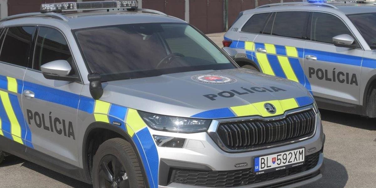 Polícia má dve nové špeciálne vozidlá, vďaka výbave môžu zachrániť život