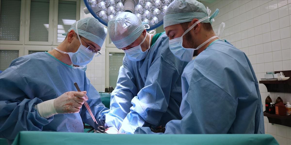 Mnohí pacienti pred operáciou kĺbov nepodstúpia správne predoperačné vyšetrenia