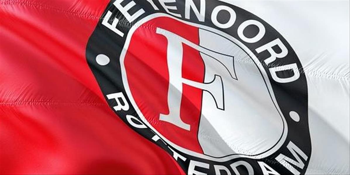 Duel Feyenoord - Ajax prerušili, Klaassena zasiahol predmet z hľadiska