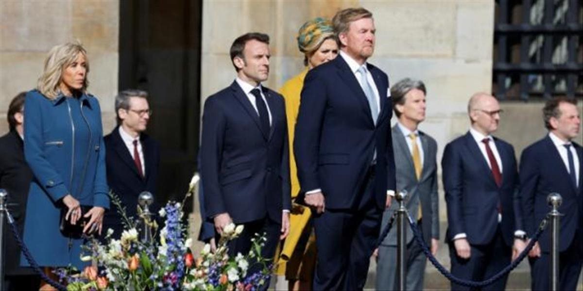 Macron pricestoval do Holandska ako prvý francúzsky prezident za vyše 20 rokov