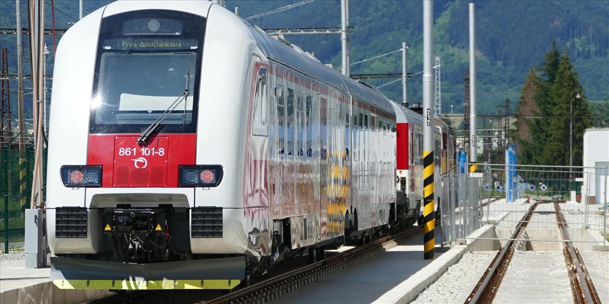 Pri Vrútkach zrazil vlak osobu v koľajisku, spoje majú meškanie