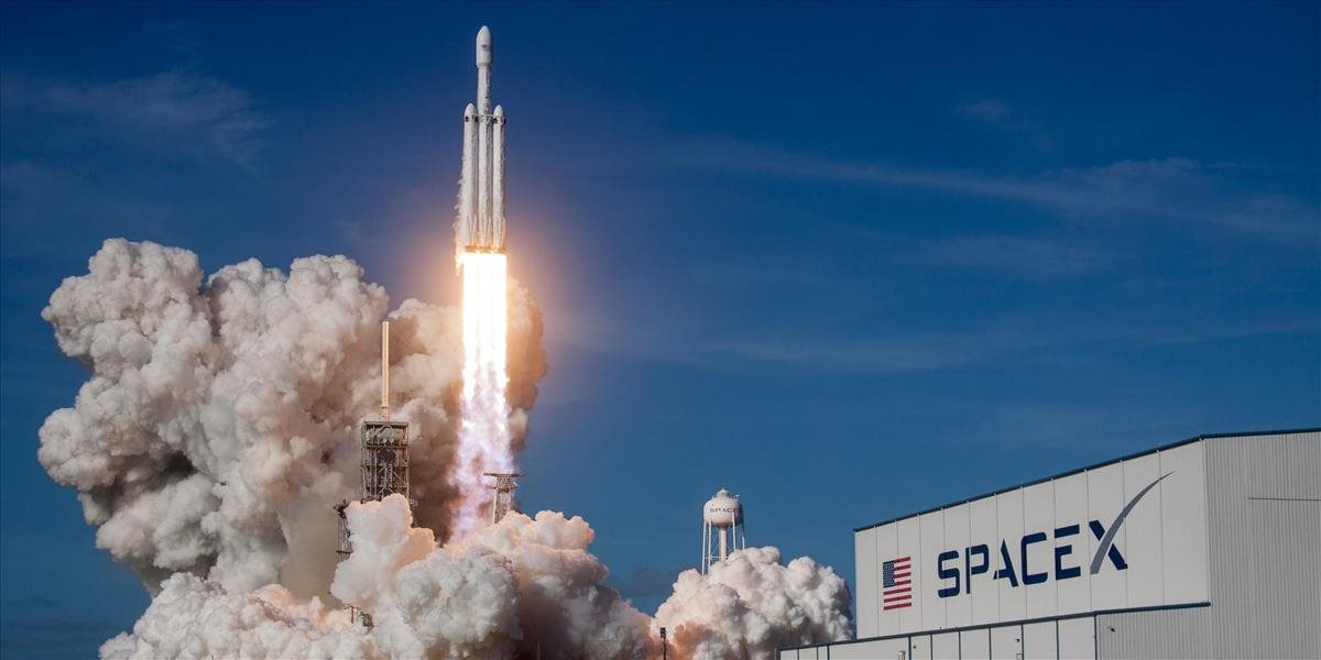 Spoločnosť SpaceX odložila štart rakety Starship – najsilnejšej v dejinách