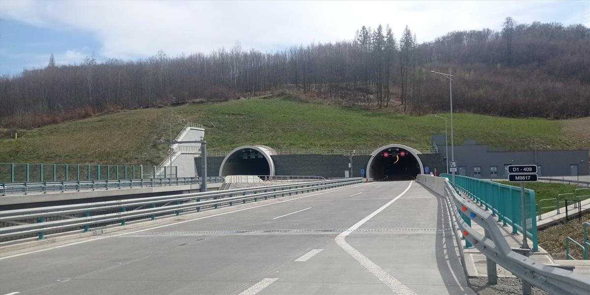 Pre údržbu je uzavretá časť diaľnice D1 a tunel Prešov