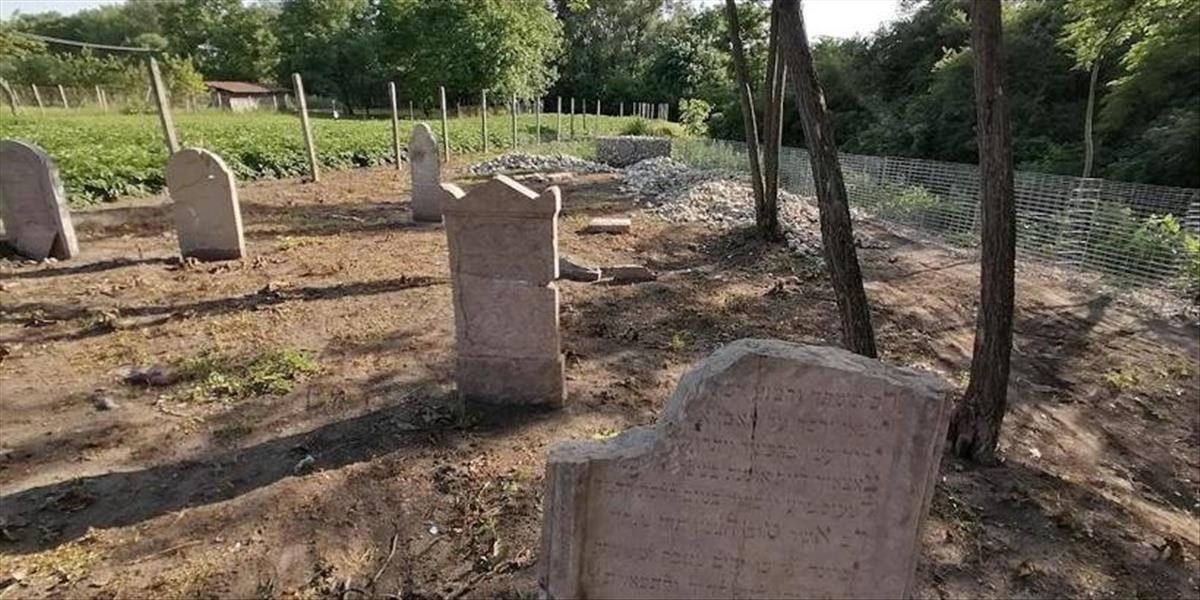 Na revitalizovanom židovskom cintoríne v obci Vinodol odhalia Pamätník holokaustu