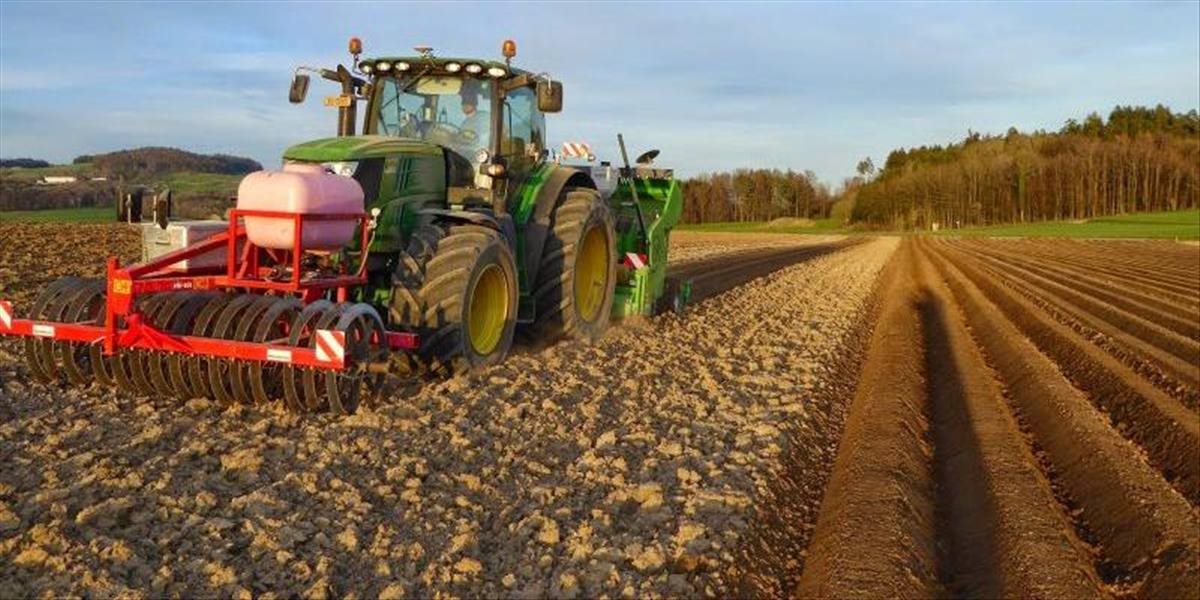 Poľsko chce, aby EÚ uvalila sankcie na dovoz poľnohospodárskych výrobkov z Ruska