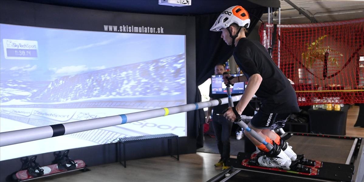 Nová lyžiarska akadémia v Košiciach využíva trenažér s virtuálnou zjazdovkou
