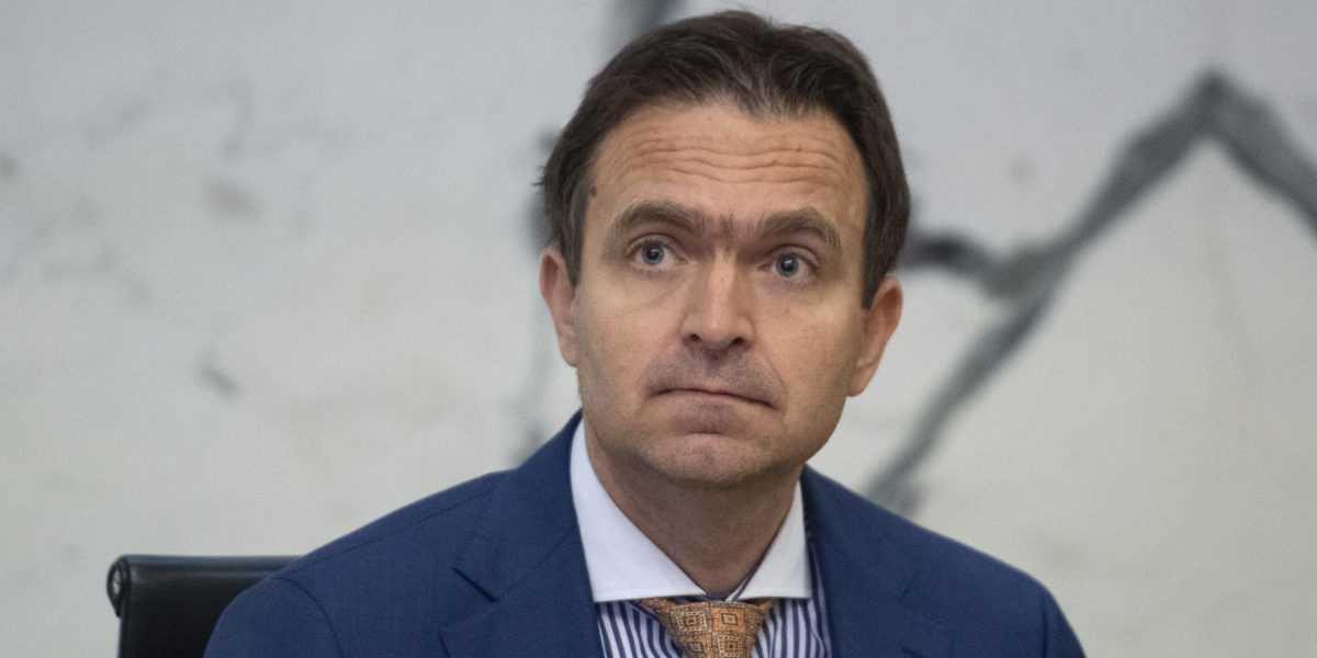 Viceguvernér NBS Ľ.Ódor prijal ponuku prezidentky viesť vládu.