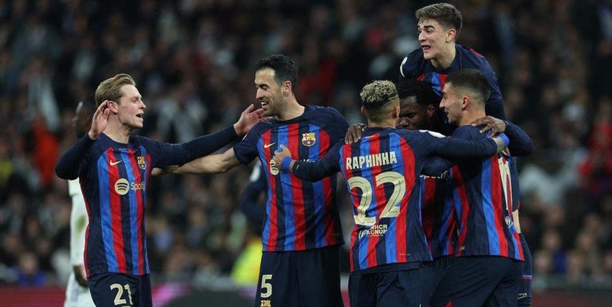 FC Barcelona po triumfe v mestskom derby získala titul