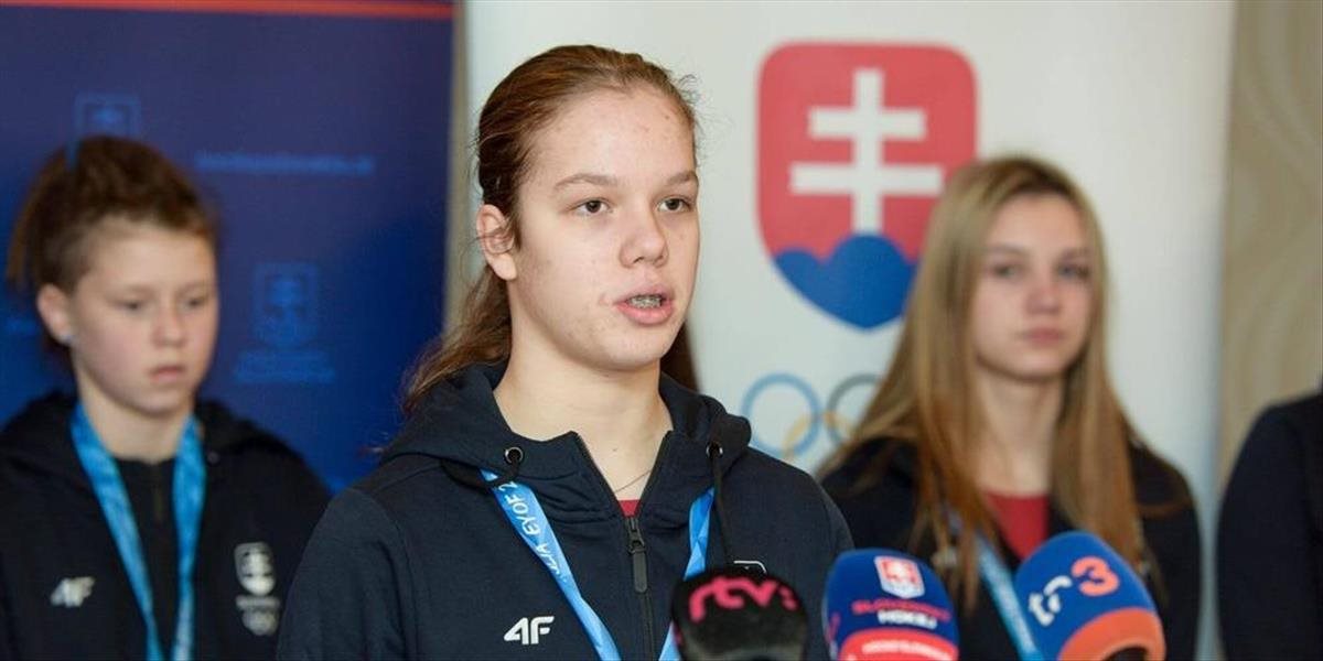 Mladá hokejistka Nela Lopušanová je finalistka na ocenenie Hráčka sezóny podľa IIHF