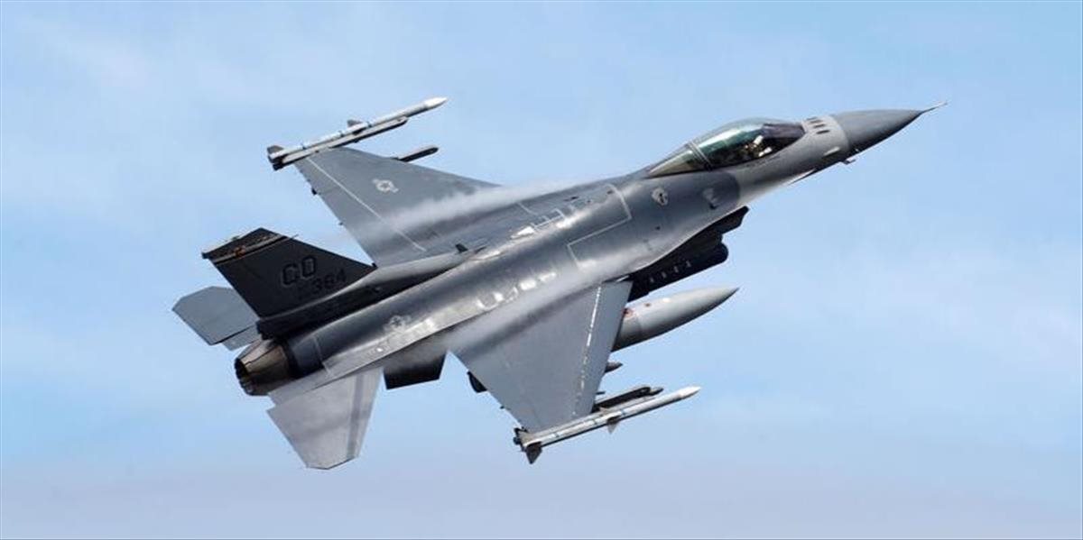 V Poľsku sa začal výcvik ukrajinských pilotov na obsluhu stíhačiek F-16