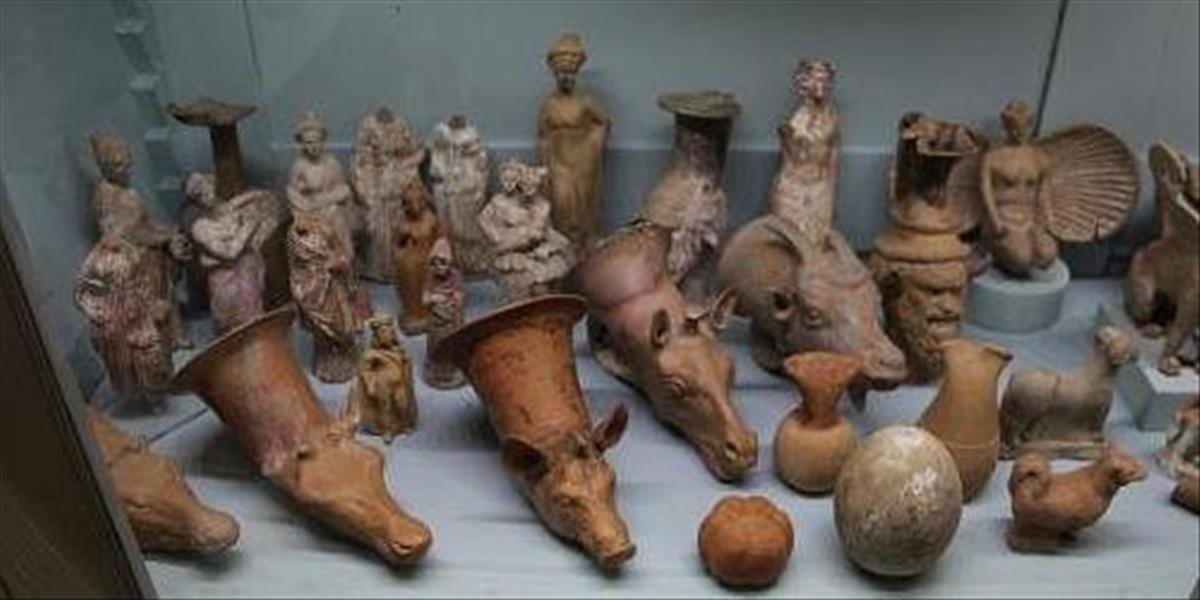 Talianska polícia zhabala tisícky kradnutých archeologických artefaktov
