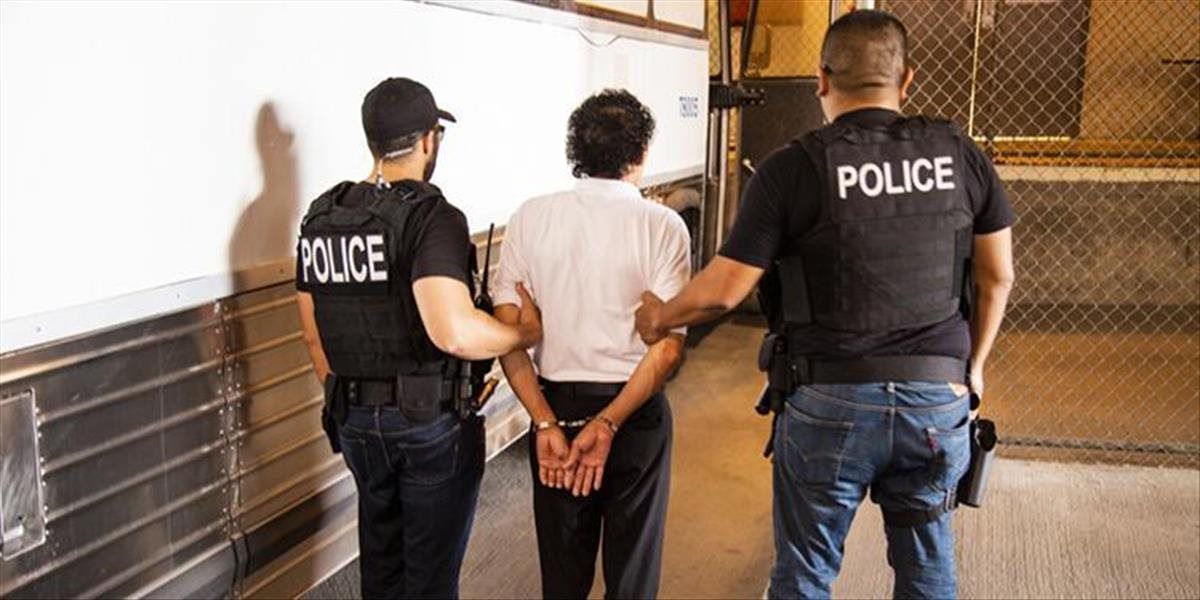 V Nemecku zatkli úrady sedem osôb podozrivých z podpory Islamského štátu