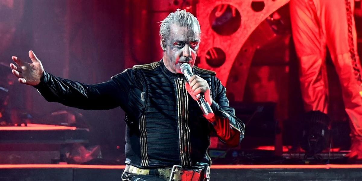 Kyvadlovú dopravu na koncert skupiny Rammstein zabezpečí zo stanice SAD Trenčín