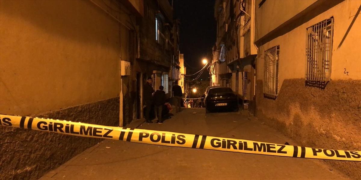 Najmenej osem osôb prišlo o život pri prestrelke na juhovýchode Turecka