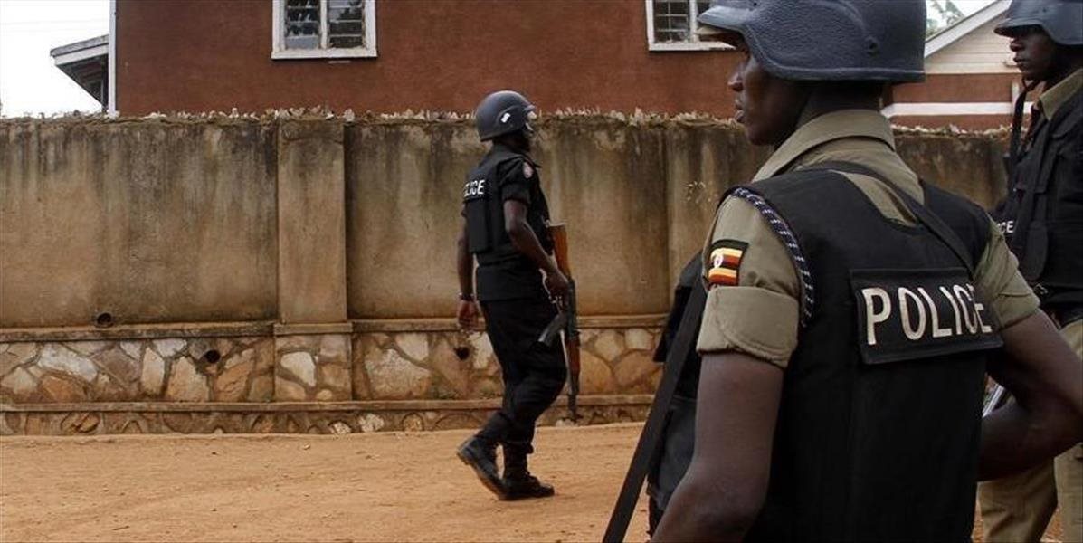 Najmenej 25 ľudí prišlo o život pri útoku na školu v Ugande