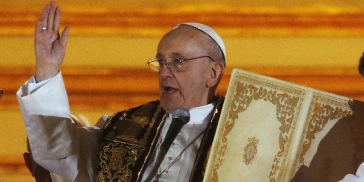 Nový pápež udelil požehnanie Urbi et orbi