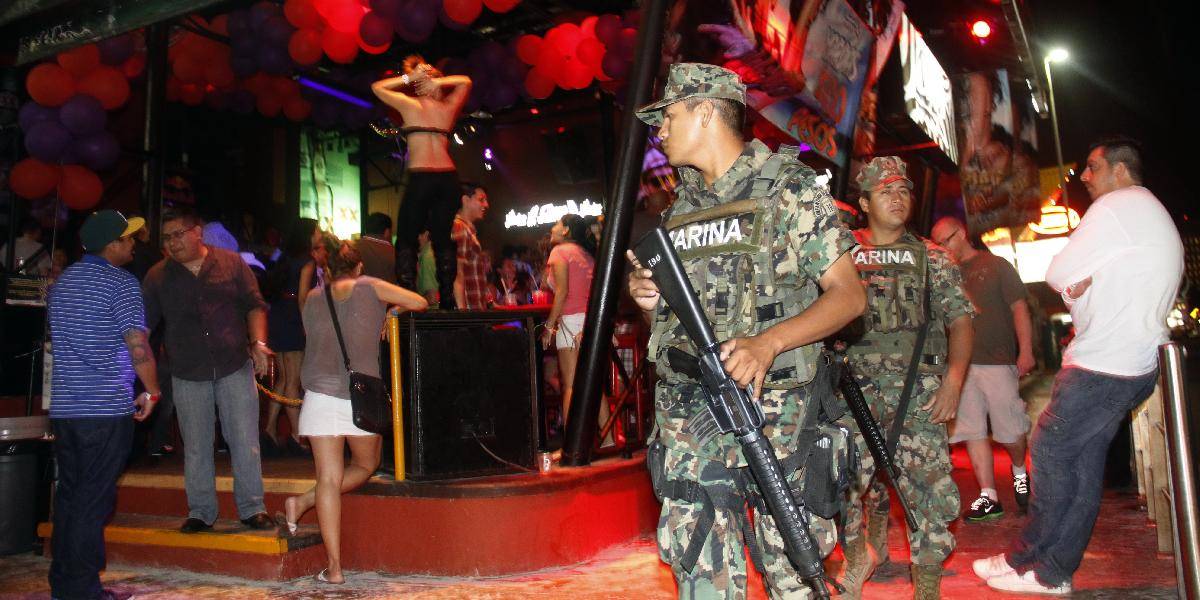 Pri streľbe v bare v Cancúne prišlo o život šesť ľudí