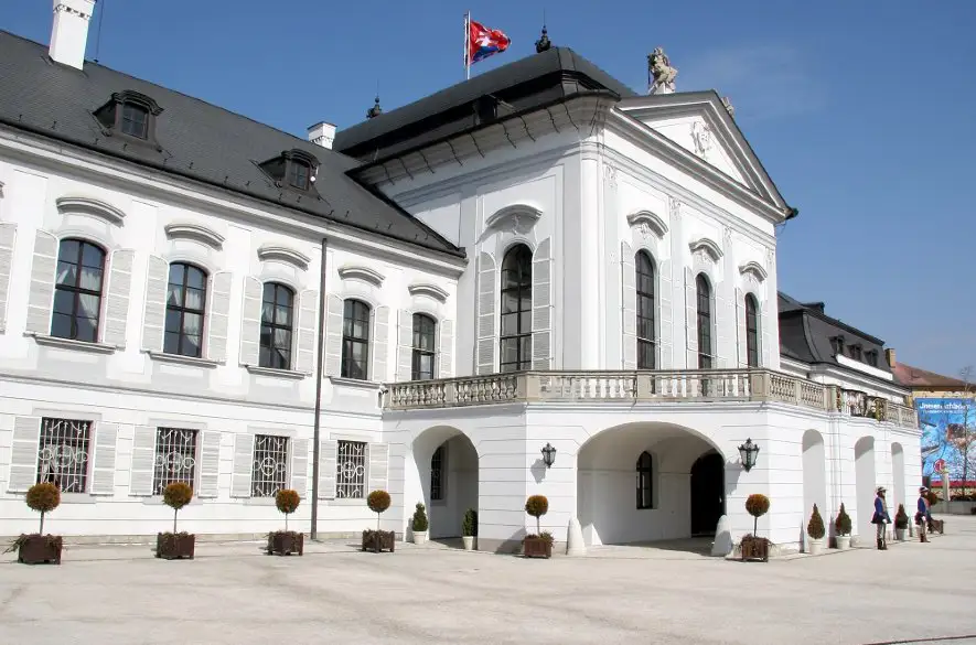 Prezidentský palác sa v piatok po roku znova otvorí pre verejnosť